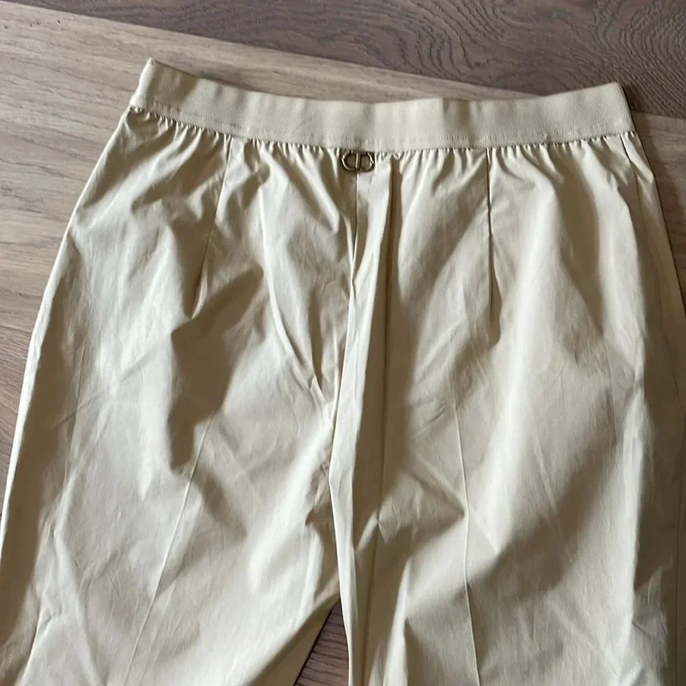Twinset Milano Kakhi Casual Trousers Pants NWT Size 42, USA 6